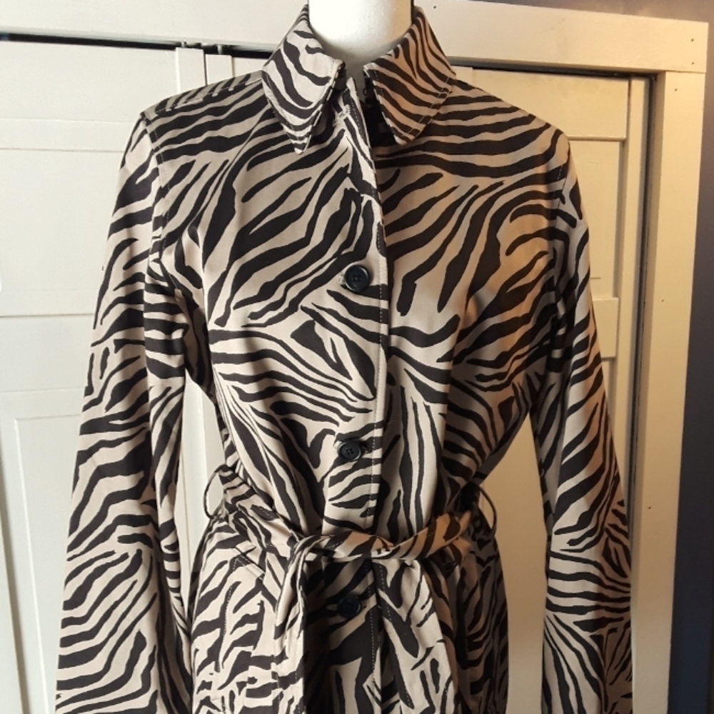 Chaps Zebra Print Trench Coat - Black and Tan - Picture 4 of 13